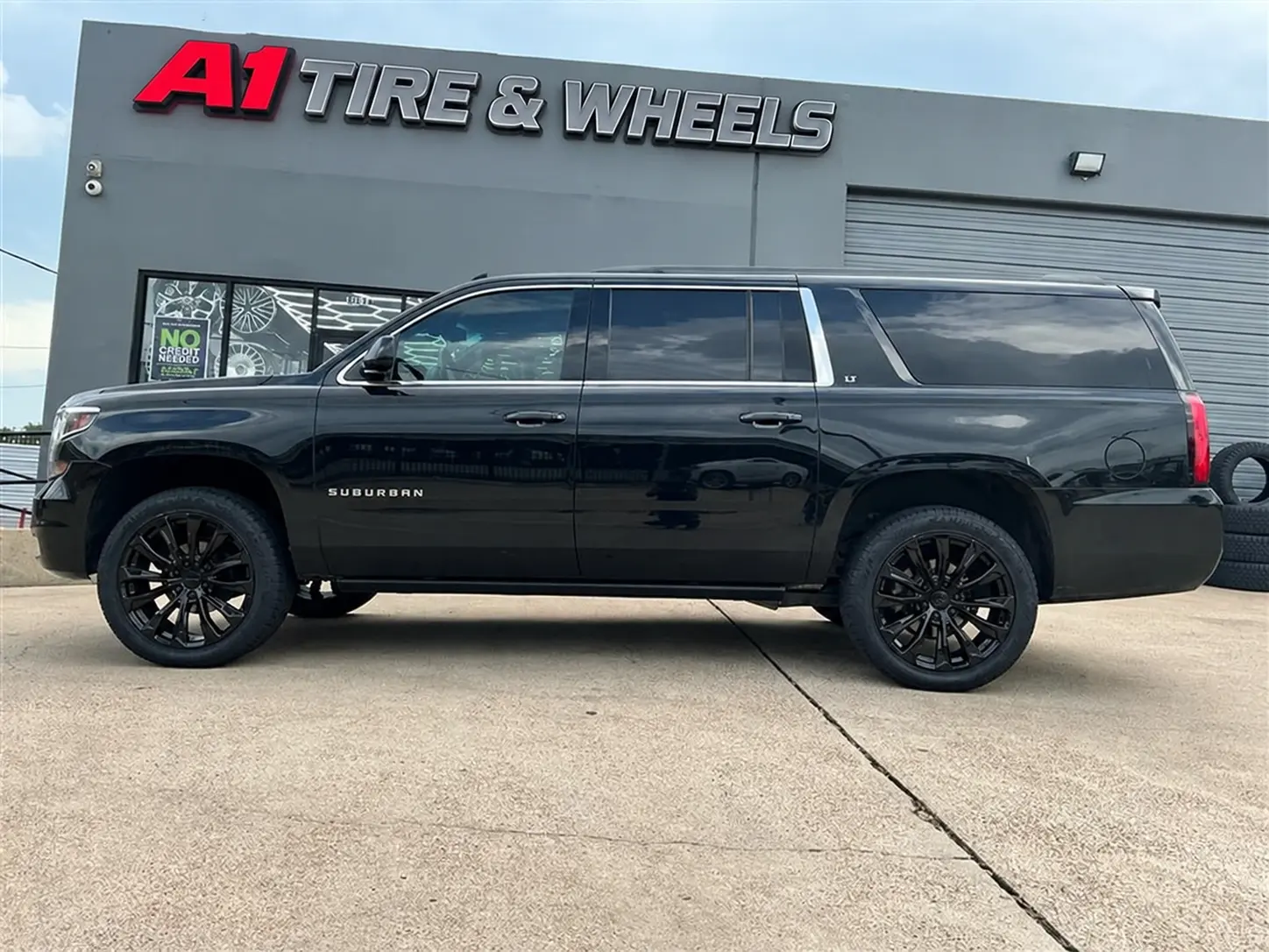 A1 Tire & Wheel Showroom